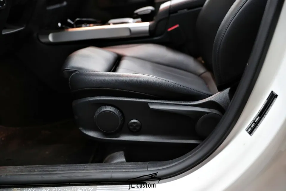 Mercedes-Benz GLB seat ventilation - Mercedes-Benz GLB Seat Climate Upgrade Review photo 3