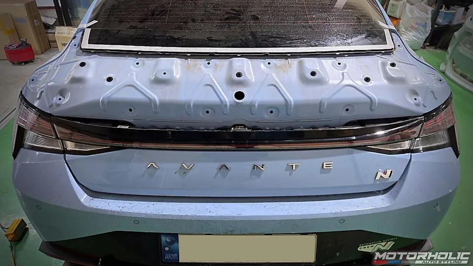 Hyundai Elantra N body kit - Hyundai Elantra N Body Kit Review: Aero V2 Spoiler Upgrade photo 3