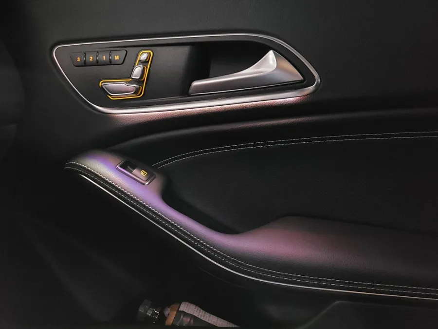 Mercedes-Benz CLA ambient lighting - Mercedes-Benz CLA Ambient Lighting Review: Cost & Results photo 5