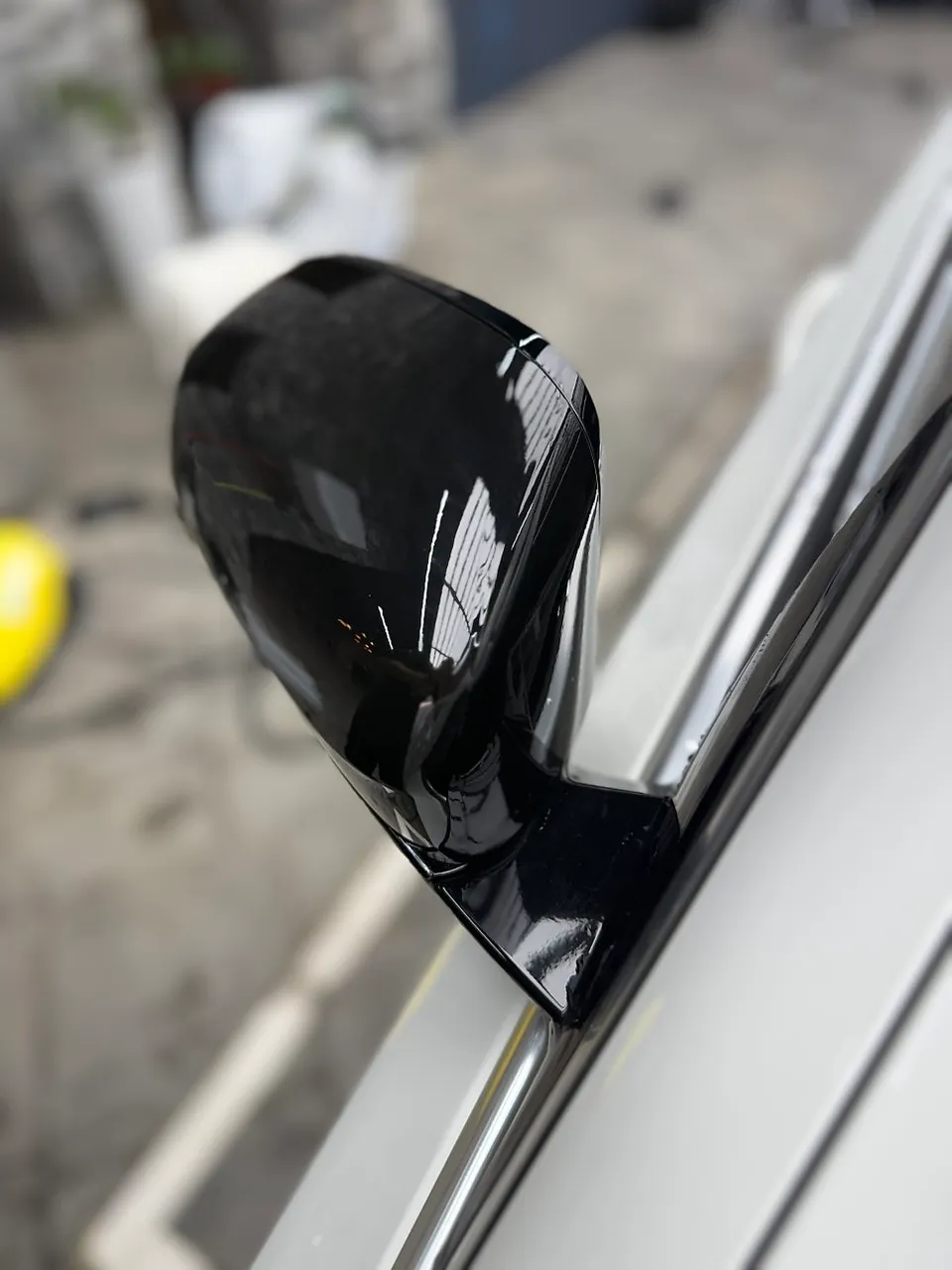 BMW 5 Series ppf - BMW 5 Series Chrome Delete PPF Review — 2-Hour Transformation photo 3