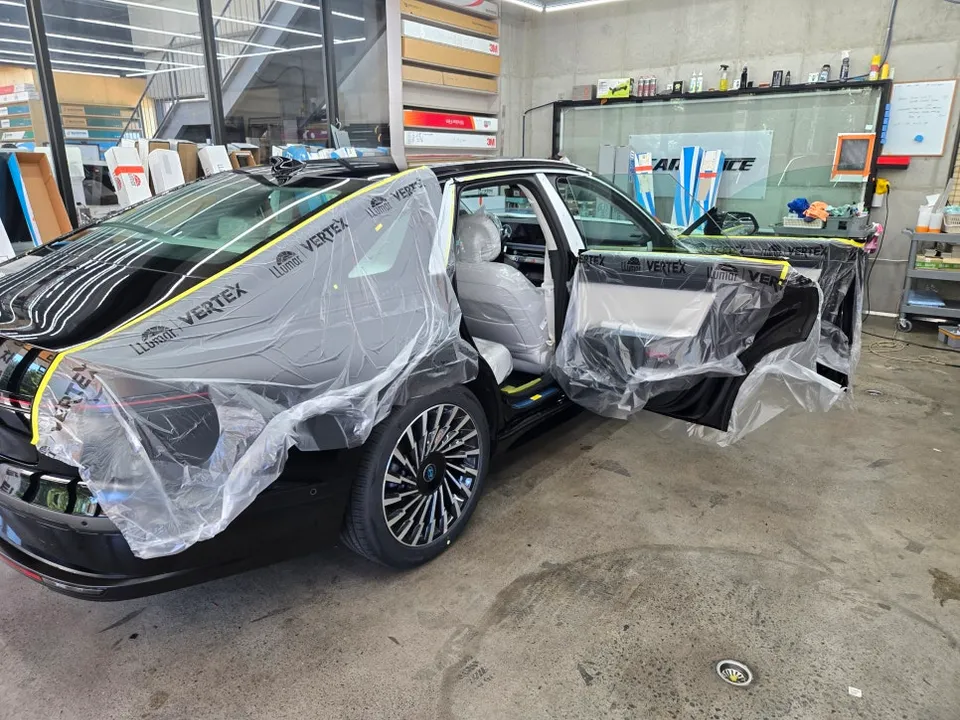 Hyundai Azera PPF施工事例｜費用目安と仕上がり 施工写真 2-3