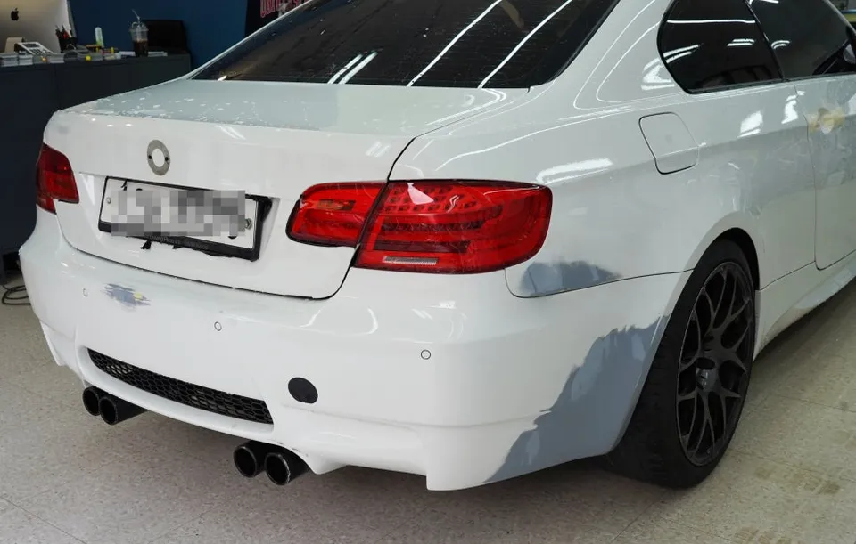 BMW M3のカーラッピング事例|費用目安・仕上がり 施工写真 3-2