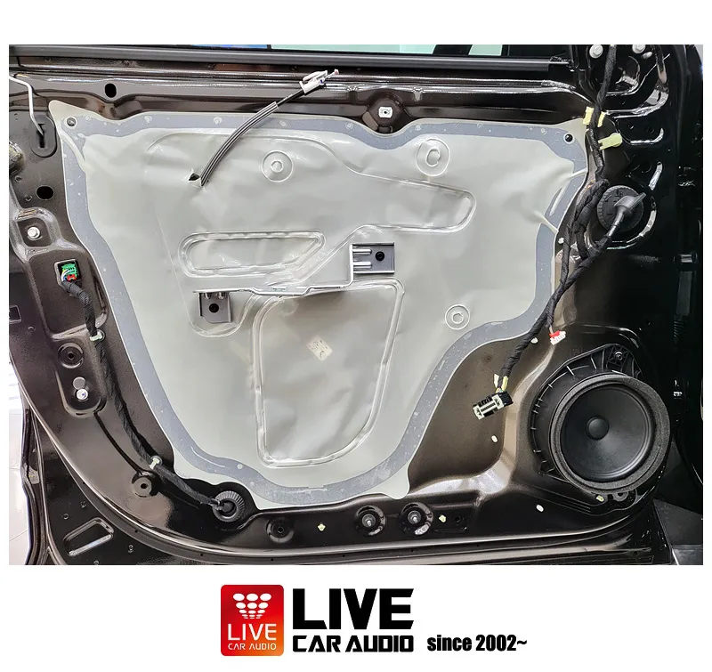 Chevrolet Trax Crossover car audio - Chevrolet Trax Crossover Speaker Upgrade Review photo 4