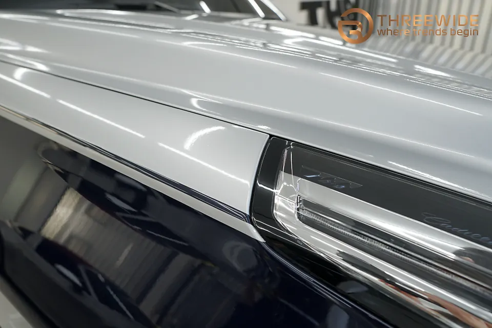 Cadillac Escaladeのカーラッピング事例|費用目安・仕上がり 施工写真 1-3