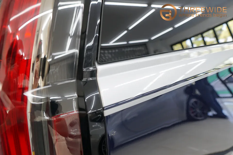 Cadillac Escaladeのカーラッピング事例|費用目安・仕上がり 施工写真 3-3