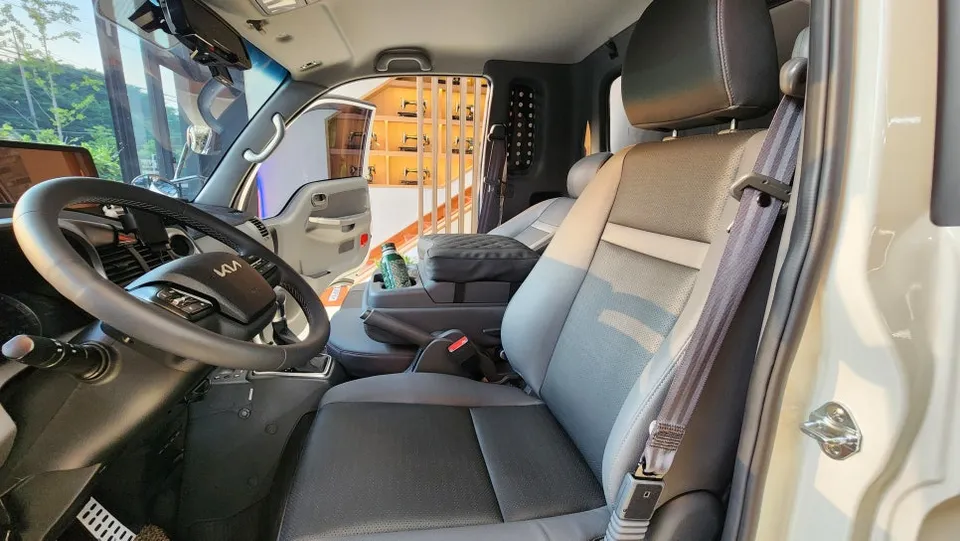 Kia Bongo 3 interior customization installation result