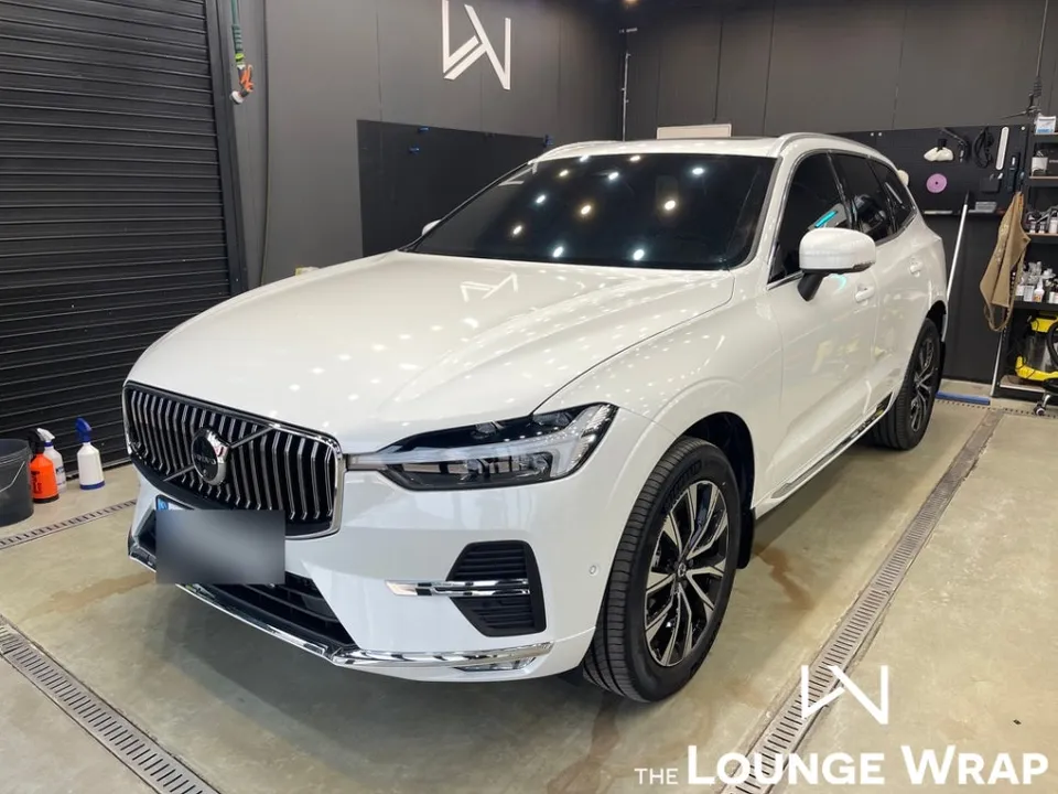 Volvo XC60のPPF施工事例|保険適用と仕上がり 施工写真 3-1