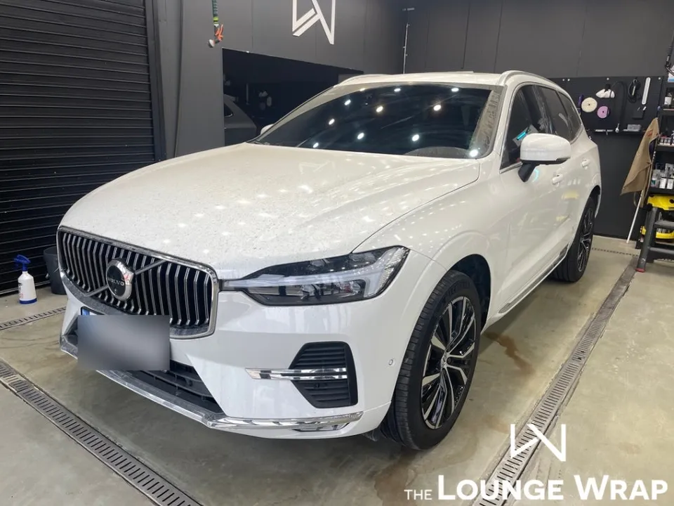 Volvo XC60のPPF施工事例|保険適用と仕上がり 施工写真 3-2