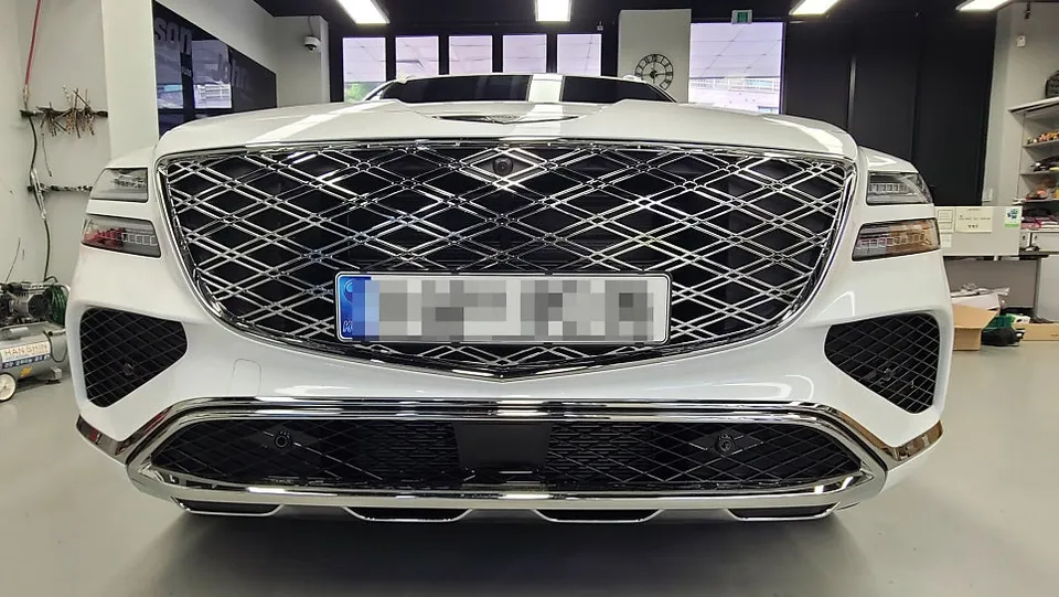 Genesis GV80 Black Grille Upgrade Review — Enhanced Luxury photo 2