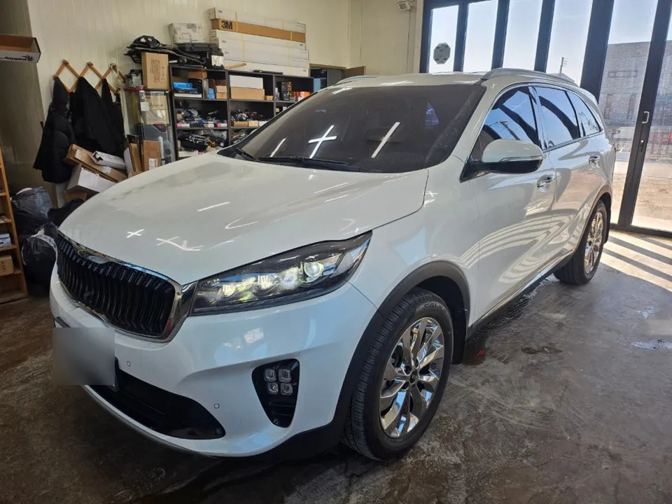 Kia Sorento MQ4 android head unit installation result