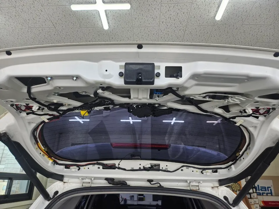 Kia Sorento MQ4のAndroid Auto・CarPlay取付事例 施工写真 1-3