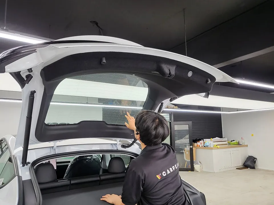 Tesla Model Y new car package - Tesla Model Y New Car Package Review — Protection & Tint photo 4