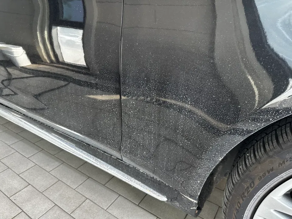 Mercedes-Benz S-Classのガラスコーティング事例 施工写真 3-1