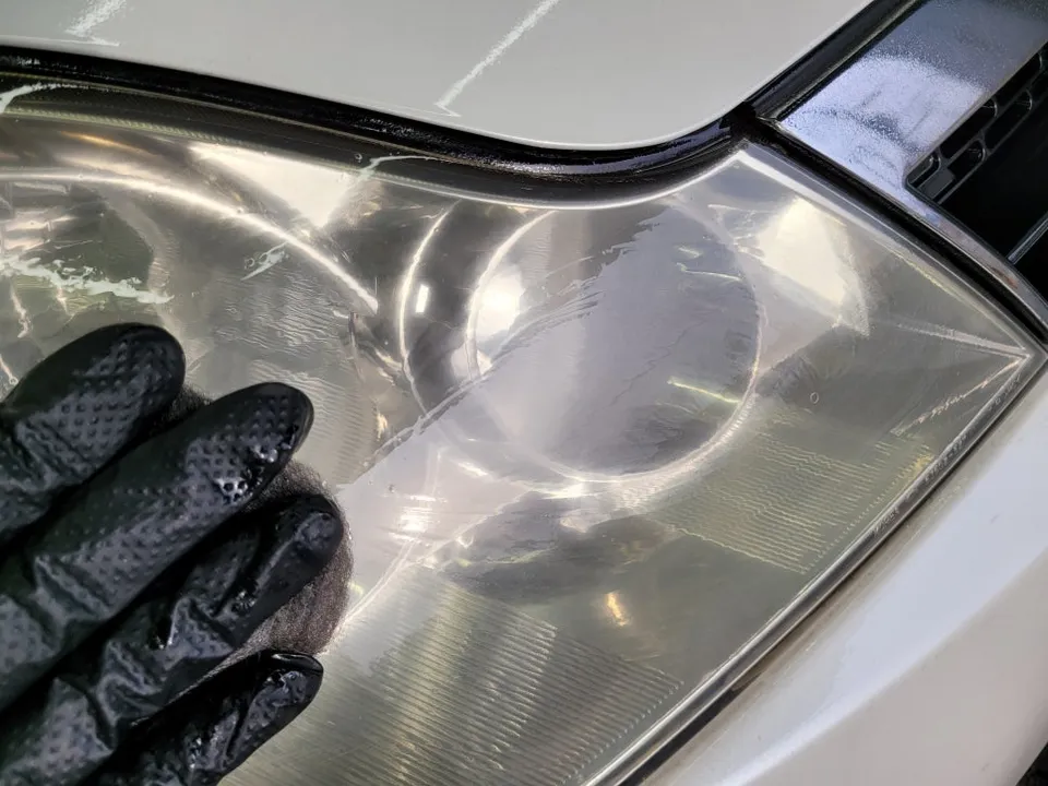 BMW M5のガラスコーティング事例|費用目安・仕上がり 施工写真 1-2