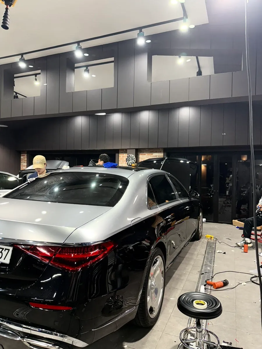 Mercedes-Benz S-Class Maybachのカーラッピング事例｜費用目安・仕上がり 施工写真 2-2