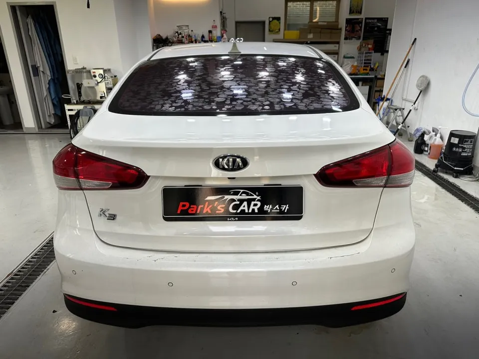Kia K3のカーフィルム施工事例|費用目安と仕上がり 施工写真 2-1