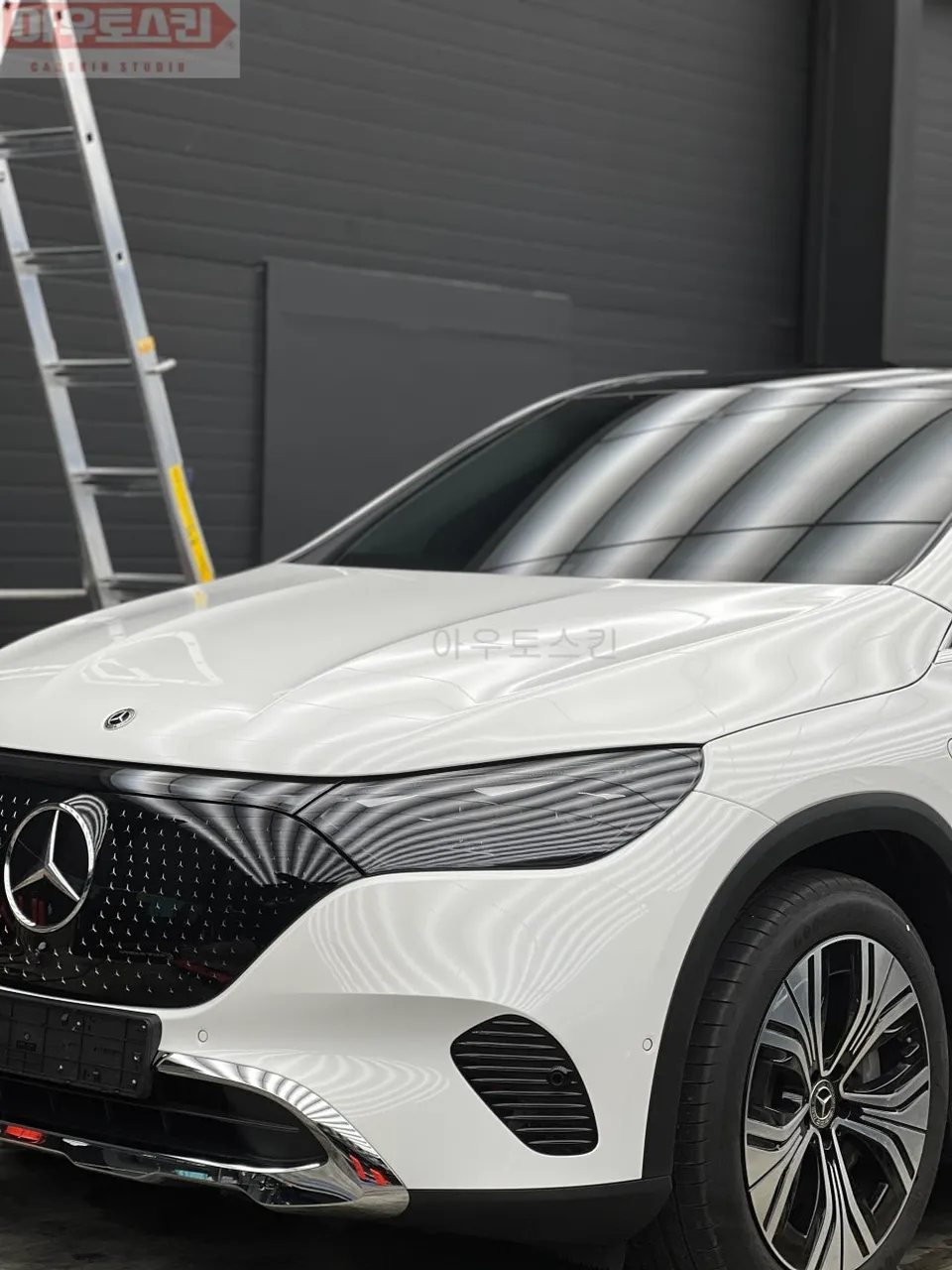 Mercedes-Benz EQEのPPF施工事例｜費用目安と仕上がり 施工写真 3-3