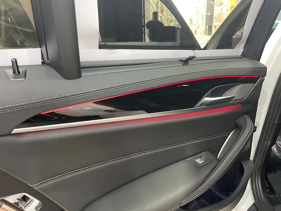 BMW 5 Series G30 vinyl wrap - BMW 5 Series G30 Vinyl Wrap Review: Cost & Results photo 4