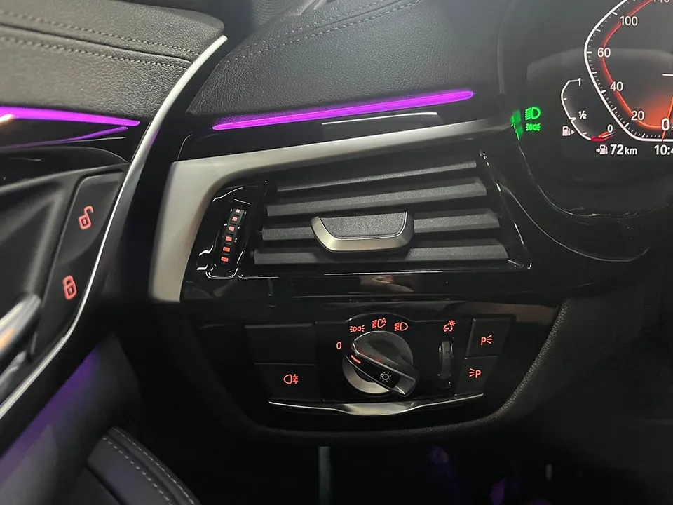 BMW 5 Series G30 vinyl wrap - BMW 5 Series G30 Vinyl Wrap Review: Cost & Results photo 5