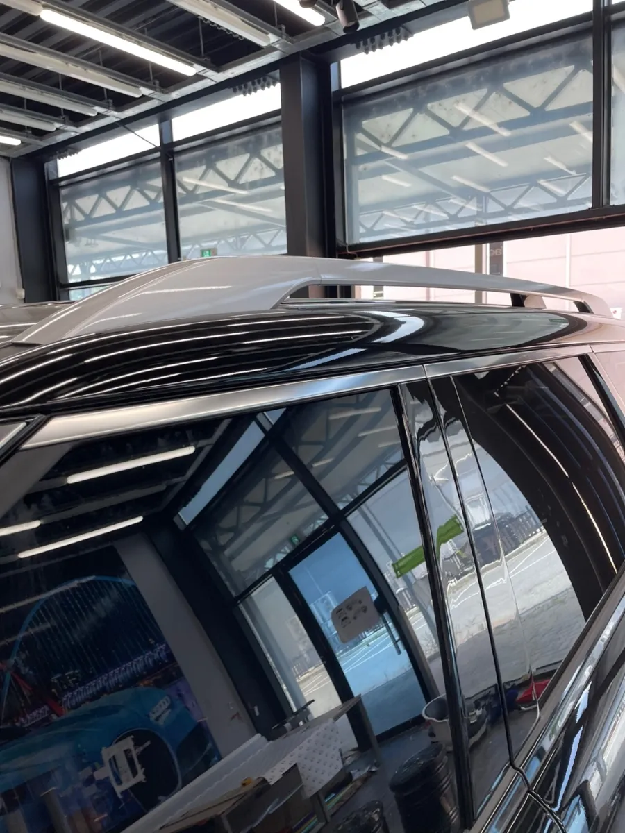 Hyundai Palisadeのカーラッピング事例｜クローム除去で印象激変 施工写真 1-3