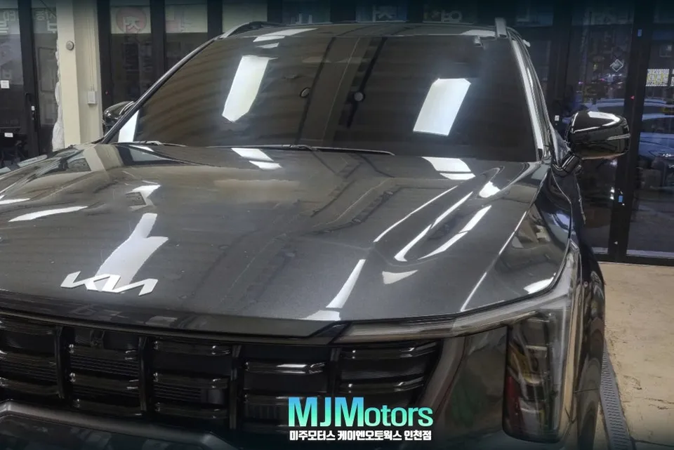 Kia Sorentoのカーフィルム施工事例|費用目安・仕上がり 施工写真 1-1
