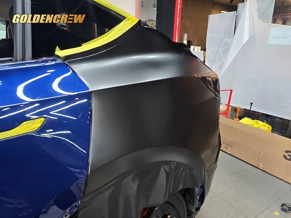Tesla Model Yのカーラッピング事例|サテンブラックの高級感 施工写真 3-2