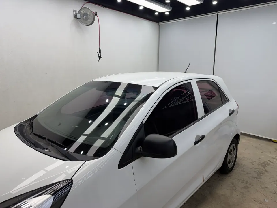 Kia Morningのカーフィルム施工事例|費用目安と仕上がり 施工写真 2-1