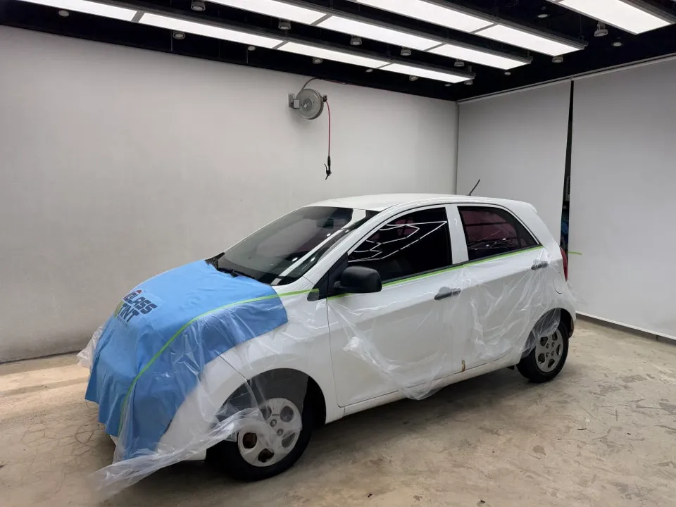 Kia Morningのカーフィルム施工事例|費用目安と仕上がり 施工写真 1-2