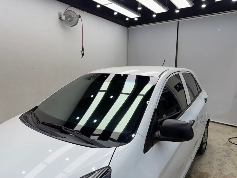 Kia Morningのカーフィルム施工事例|費用目安と仕上がり 施工写真 1-3