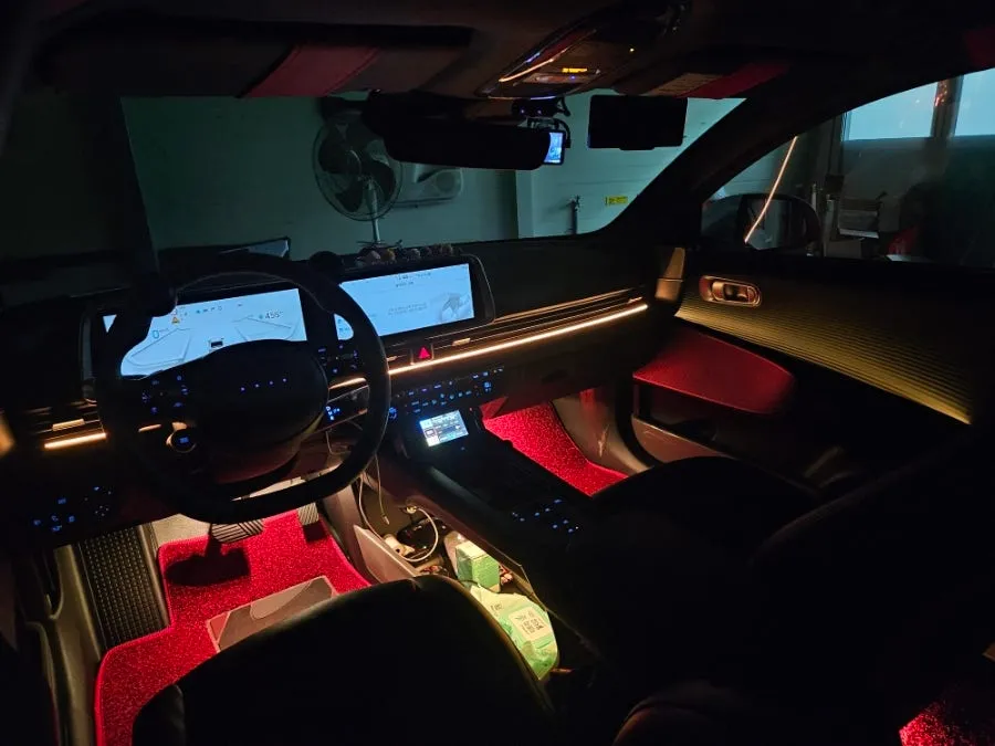 Hyundai IONIQ 6 ambient lighting - Hyundai IONIQ 6 Ambient Lighting Review — Enhanced Interior photo 3