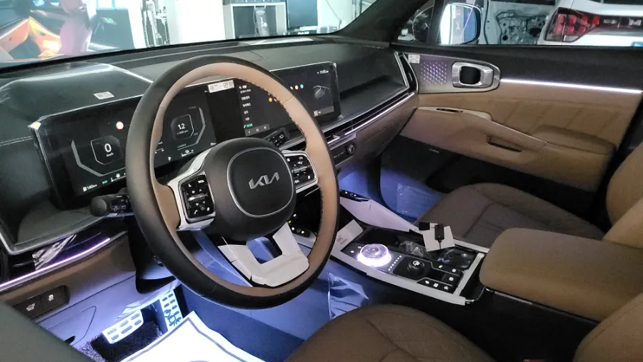 Kia Sorento MQ4 ambient lighting - Kia Sorento MQ4 Ambient Lighting Review — Cost & Results photo 4