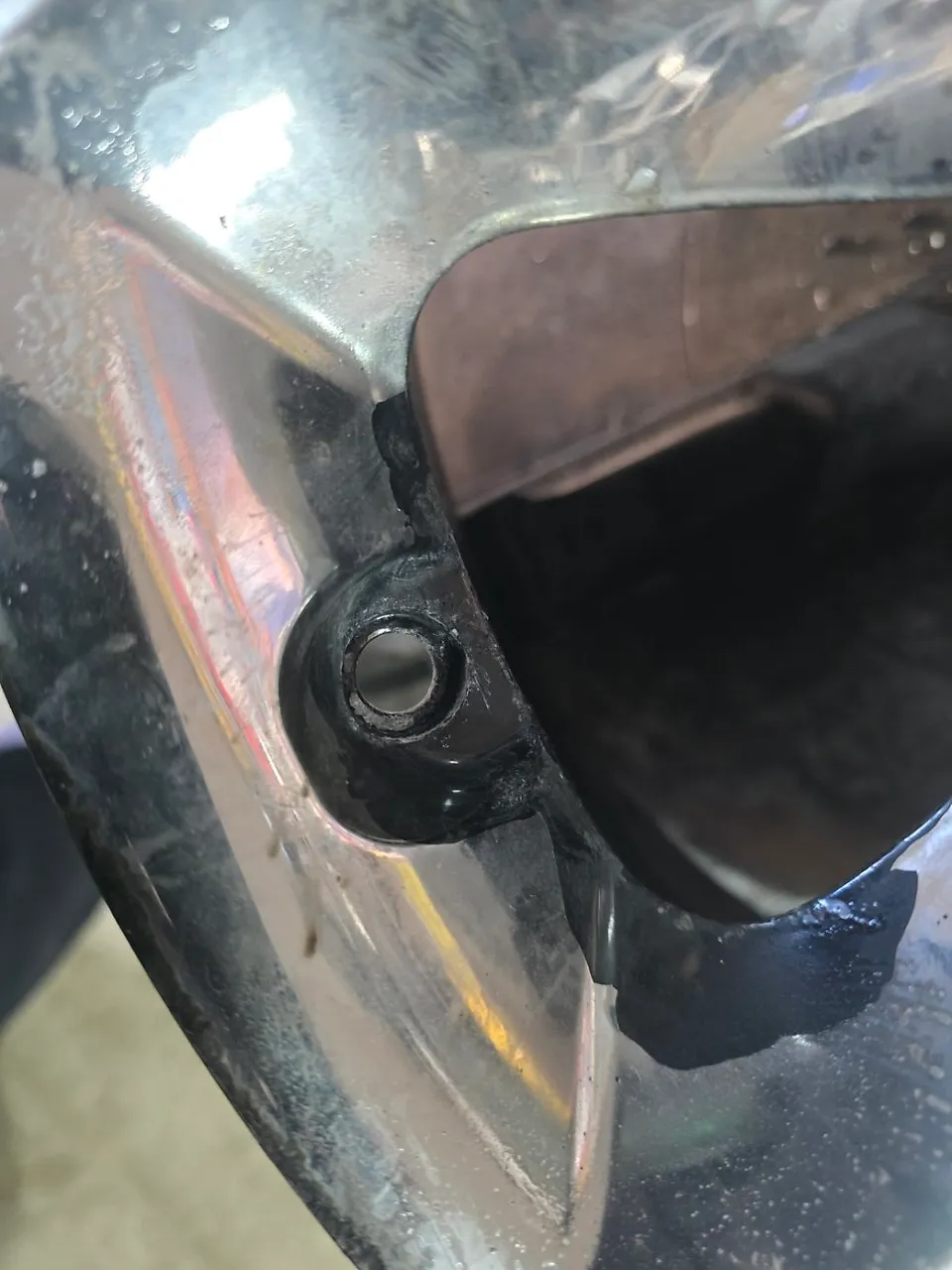 Kia Carnival car accessories - Kia Carnival Tire Valve Repair Review — TPMS Light Fixed photo 3