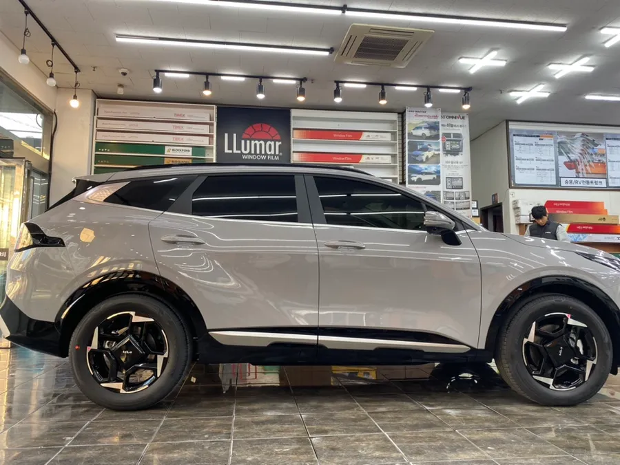 Kia Sportage NQ5のカーフィルム施工事例｜費用目安・仕上がり 施工写真 5