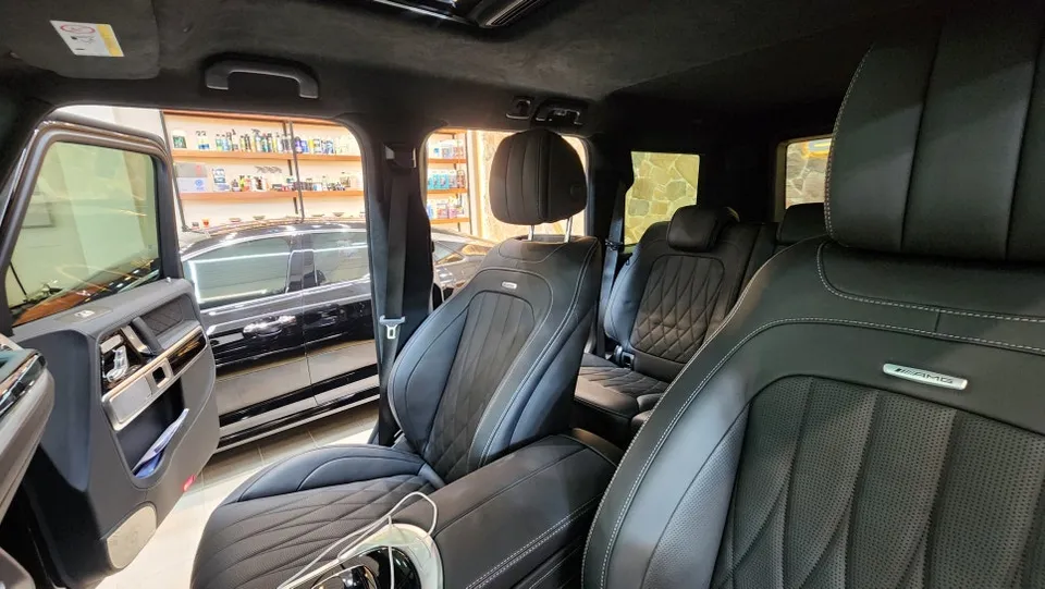 Mercedes-Benz G-Wagon G63 AMG interior customization - Mercedes-Benz G-Wagon G63 AMG Interior Customization Review photo 5