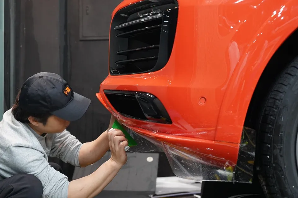 Porsche CayenneのPPF施工事例｜費用目安・仕上がり 施工写真 2-2