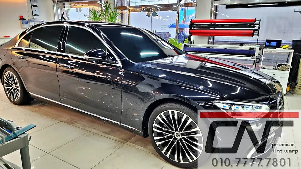 Mercedes-Benz S-Class W223のカーフィルム施工事例 施工写真 3-2