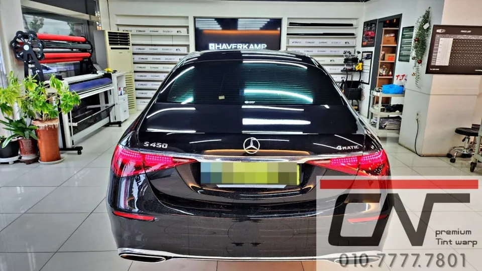 Mercedes-Benz S-Class W223のカーフィルム施工事例 施工写真 1-3