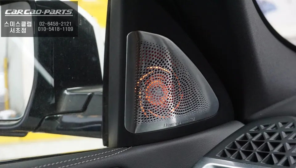 BMW X6 ambient lighting - BMW X6 Ambient Lighting Upgrade Review photo 4