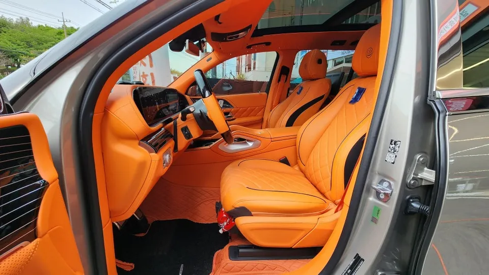 Mercedes-Benz GLS 580 interior customization - Mercedes-Benz GLS 580 Interior Customization Review photo 5