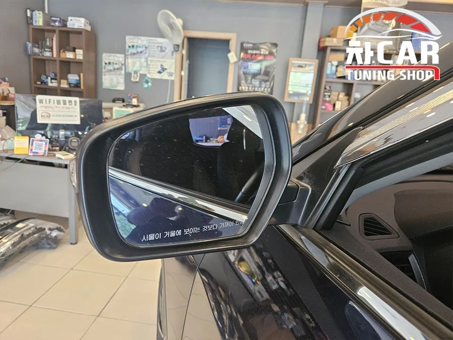 SsangYong Tivoli Air oem options - SsangYong Tivoli Air Blind Spot Detection Install Review photo 4