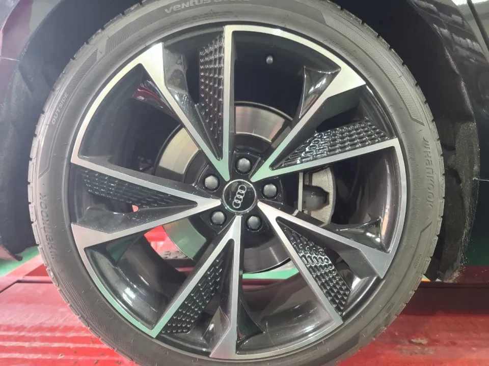 Audi A7 Wheel Repair & Painting Review — Cost & Results photo 8