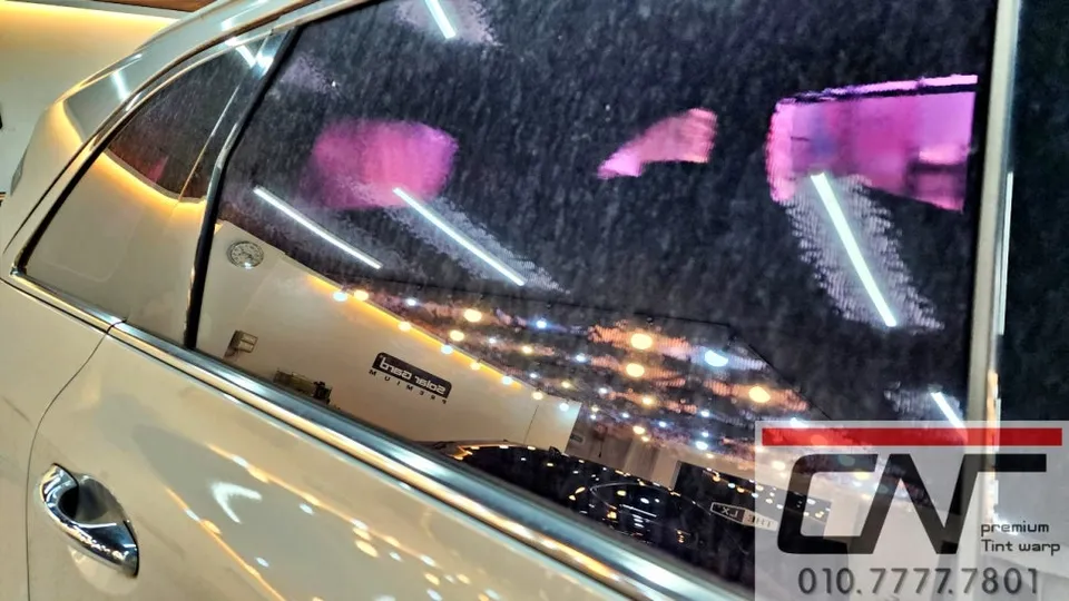 Kia Sorentoのカーフィルム施工事例 施工写真 4