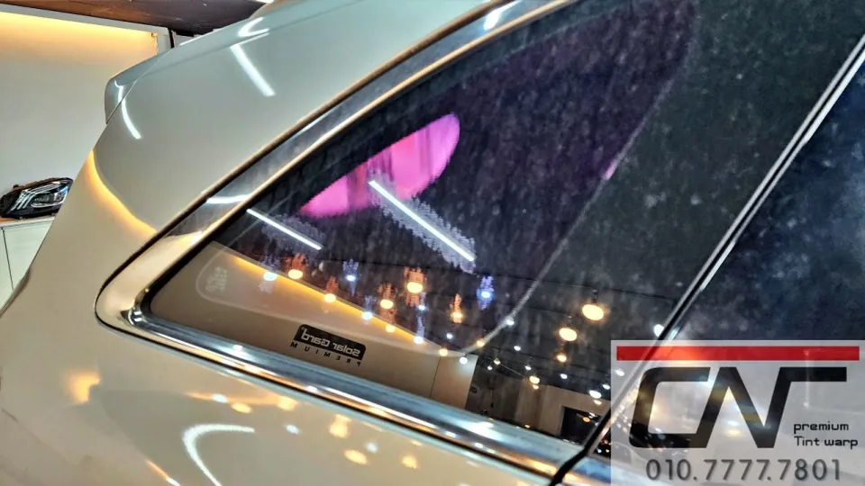 Kia Sorentoのカーフィルム施工事例 施工写真 5