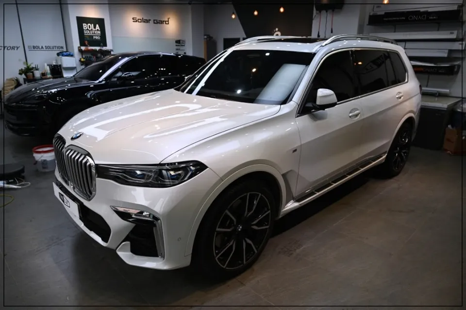 BMW X7 ppf - BMW X7 PPF (Paint Protection Film) Review — Full Front Coverage photo 3