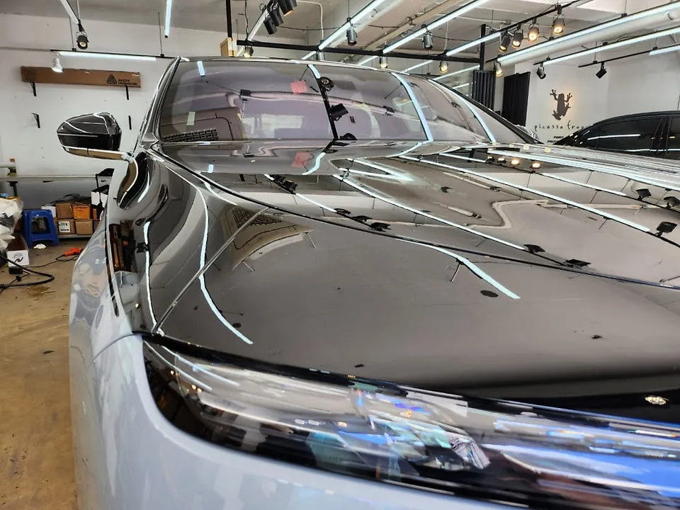 BMW 7 SeriesのPPF施工事例 施工写真 2-2