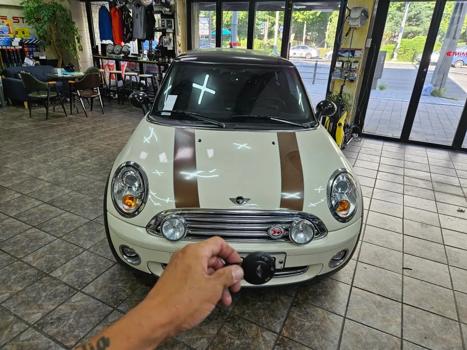 BMW MINI Cooper surround view camera installation result