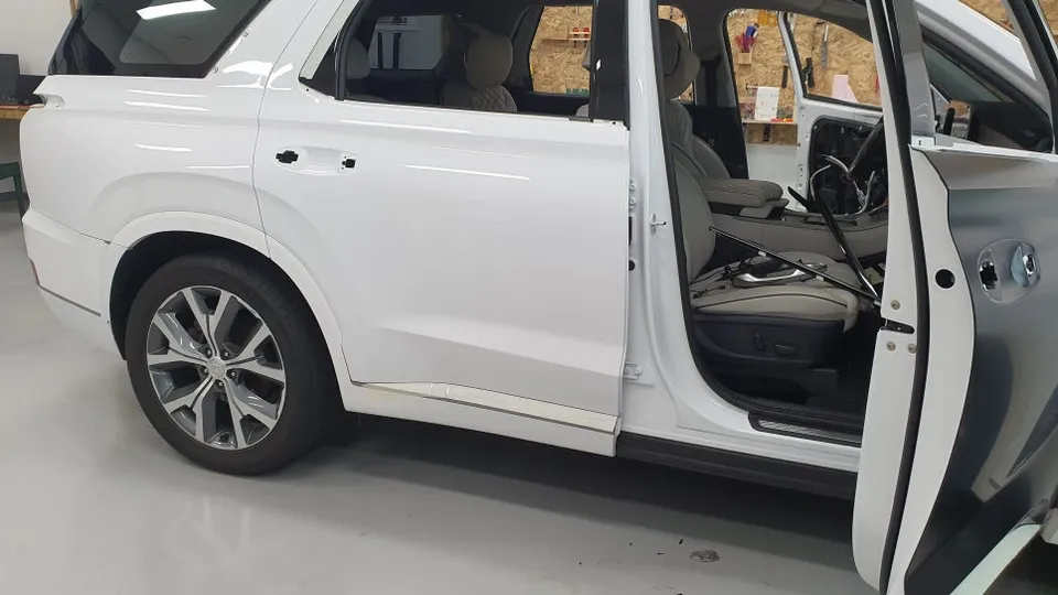 Hyundai Palisade PPF施工事例｜サテンブラックの仕上がり 施工写真 2-2