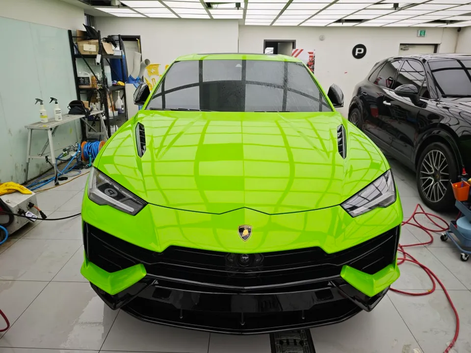 Lamborghini Urus ppf - Lamborghini Urus PPF Review: Superior Protection photo 3