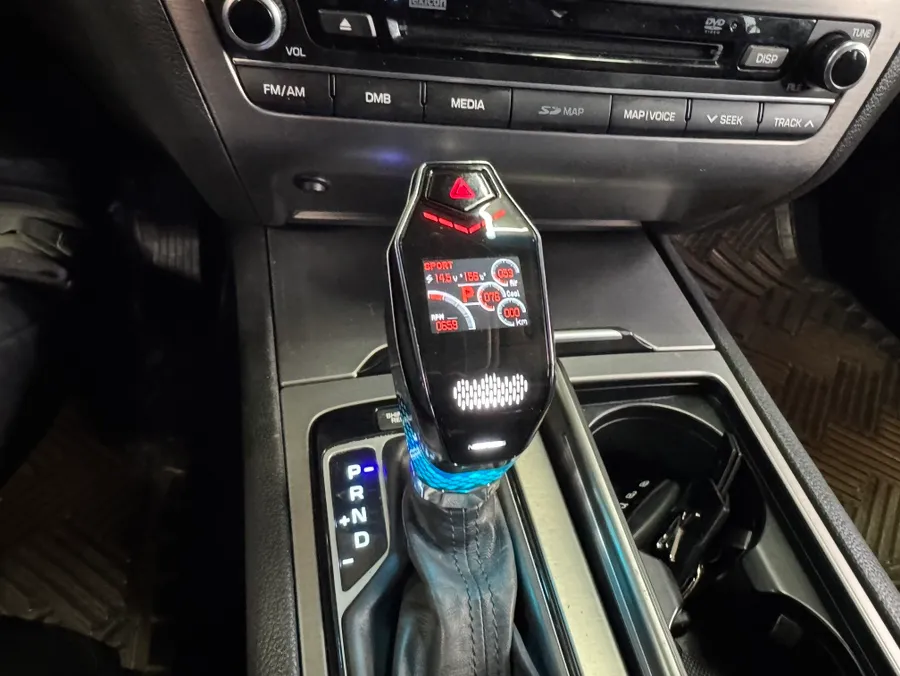 Genesis DH steering wheel - Genesis DH Steering Wheel Customization Review — Enhanced Interio photo 4