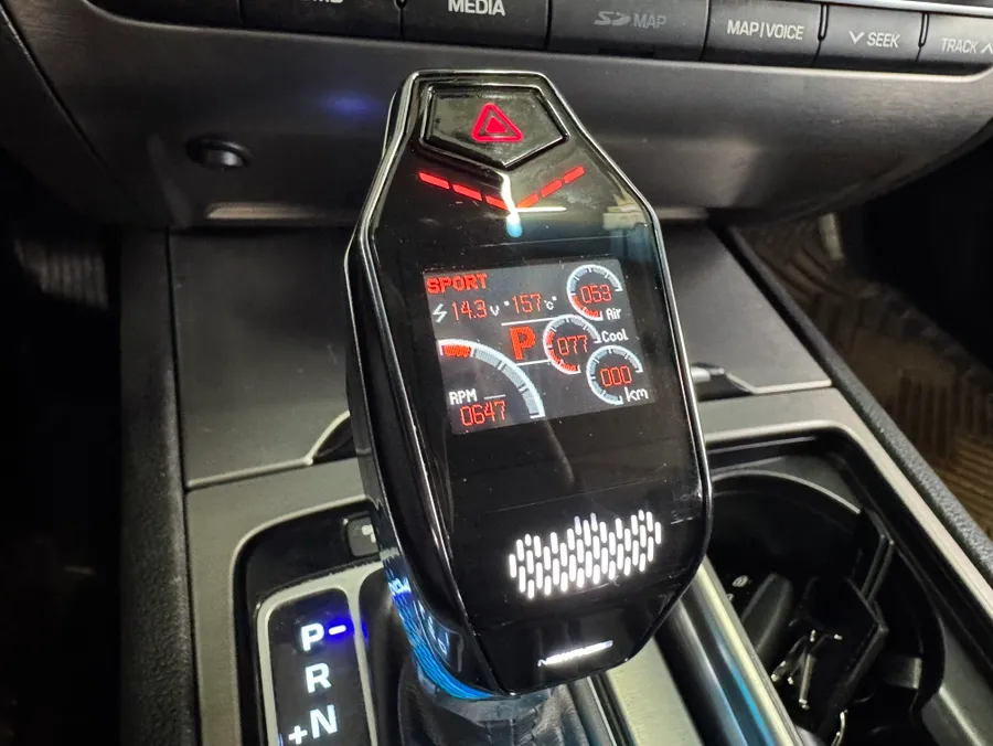 Genesis DH steering wheel - Genesis DH Steering Wheel Customization Review — Enhanced Interio photo 5